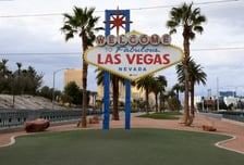 "51번째 주" 캐나다 자극한 미국...돈도, 일자리도 날렸다? 관광객 '뚝'