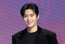 '탈세 논란' 김선호, 한국→아시아 팬심 잡는다…2년 만 팬미팅