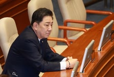 경찰, 빗썸 본사 압수수색…김병기 '차남 특혜 채용' 의혹