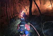 경남 밀양 산불 20시간 만에 주불진화 완료…인명피해 없어