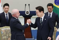 "잘생김 비결은 K뷰티"…브라질 대통령 받은 국빈선물은