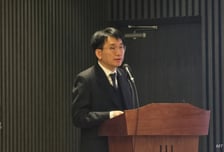 내년부터 '지역의사' 키우는데…"지역의료 질 떨어져" 또 불붙은 논쟁