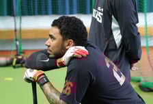 [포토] 카스트로 '나성범 파워 대단한데'