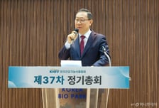 정명수 건기식협회장 "건강기능식품 규제 개선, 해외 판로 확대 박차"