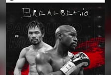 '직접 맞아본' 맥그리거, 메이웨더vs파퀴아오 '역대급 리매치' 결과 확신 "쉽게 승리할 것"