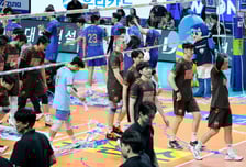 [포토]'우리카드에 1-3으로 패한' OK저축은행