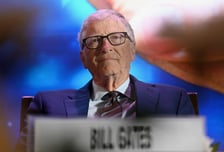 '엡스타인' 파문에 빌게이츠 "외도 2번 인정"·서머스 하버드대 사임