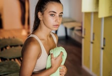 미성년 선수도 있는데...샤워실에 몰카, 여성 30명 찍은 축구단 관계자