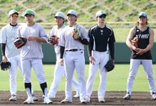 [포토] 이강민 '미소로 센터 본능'