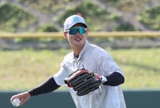 [포토] 배정대 '미소 흩뿌리며'