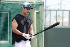 [포토] 배정대 '팔뚝 강조 패션'