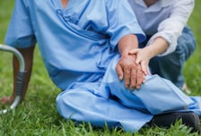 보호해야 할 장애인 시설서 상습 폭행·성추행…30대 전 대표 구속