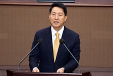 오세훈 "여론 성적표 참담"…장동혁 지도부 재차 비판