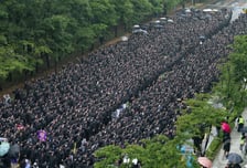 반도체 호황인데 삼성전자 파업 위기?…"성과급 이견, 내일 2차회의"