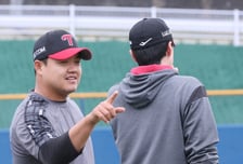 [포토] 장현식 '장난기 담긴 표정'