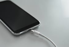 차에서 휴대폰 충전하던 대학생 사망...폭설 내린 날 참변, 무슨 일?