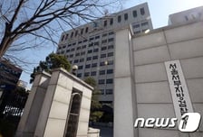 '강제추행 의혹' 유명 예능PD, 결국 재판 간다…CCTV 영상 확보