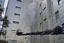 경기 분당 7층 상가 건물 화재에 '대응 1단계' 발령…인명 피해는 없어