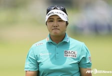 '아깝다 더블보기' 유해란, 선두에 한 타 뒤진 공동 3위... 10개월 만에 우승 도전 [LPGA HSBC 챔피언십]