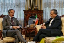 이란 외무 "최고지도자 등 대부분 생존…미 공격 중단해야 대화"