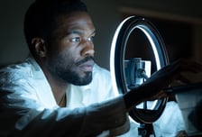 마블 피로도를 씻어낸 뜻밖의 수작 ‘원더맨’