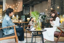 '미혼남녀' 한지민, '소개팅남' 이기택-박성훈과 초고속 삼자대면 완성