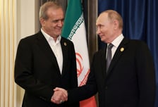 "노골적 암살" 푸틴, 하메네이 애도…러·우 전쟁에 영향주나