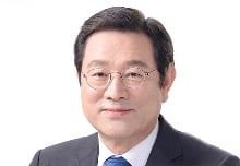 부영그룹 신임 회장에 이용섭 전 건설교통부 장관