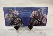 李대통령, 싱가포르 총리 부부에 '도자기 접시·K-화장품' 선물