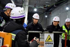 김영범 코오롱글로벌 사장, 평택 현장 점검…'일심동체 안전관리' 강조