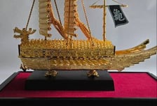 李 대통령, 필리핀 대통령에 금거북선 모형 선물…의미는?