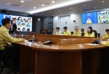 김민석 "재외공관, 국민 안전 책임져…인접국 대피 지원 총력 당부"