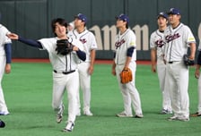 [포토]'모자가 벗겨질정도로'  곽빈