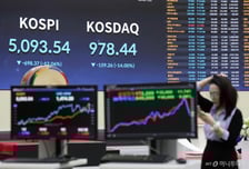 금융위 "증시 추세적 하락 가능성 낮아..과도한 불안 말아야"