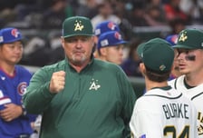 [포토]'WBC 도쿄라운드 첫 경기 준비하는 호주' 데이브 닐슨 감독