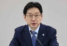 [속보]민주당, 경남지사 후보에 김경수 지방시대위원장 '단수공천'