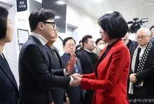 한동훈, 배현진 '가처분 인용'에 "상식의 승리…윤어게인이 보수 망쳐"