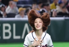 [포토] '예의바른 웬디' 체코전 승리 믿고 던집니다!