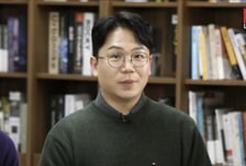 22기 영수, 라방서 '여친' 공개…"자기야 고마워" 영상 편지까지