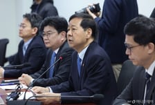 구윤철 "주유소 폭리 무관용 원칙…석유가격 곧 정상화될 것"