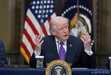 "AI 반도체 사려면 미국에 투자해" 美 수출규제 검토, 업계 촉각