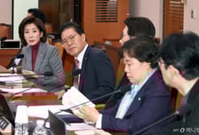 국민의힘 법사위원 "이물 백신 사태, 법사위 열고 국정조사 해야"