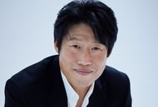 유해진, 현빈과 리얼 공조...VAST엔터 전속 계약