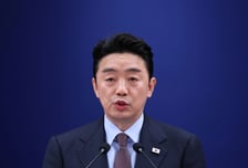 [속보]강훈식 실장 "아부다비 출발 항공 여객기, 7일 운항 재개 예상"