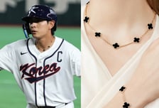 체코전 승리 부른 '행운의 네잎클로버'?…이정후 목걸이 화제