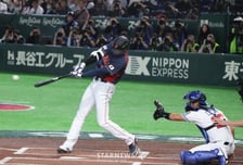 '오타니 진짜 미쳤다!' 2루타에 만루포로 4-0 리드 직접 선사→165km '총알 타구 생산' [도쿄 현장]