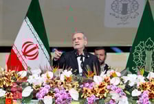 이란 대통령 "종전 중재 시도 국가 있어…분쟁 촉발 책임 가려야"