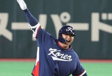 '치면 다 넘어가네!' 3:0 리드→홈런 3방으로 3:5 역전 허용→김혜성 투런포로 5:5 동점 [WBC 한일전]