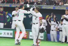 [포토] 오늘 홈런세리머니는 자제한다! '3회말 동점 솔로홈런' 오타니