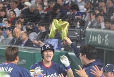 [포토] '함께 가요! 마이애미' 동점 투런포 김혜성